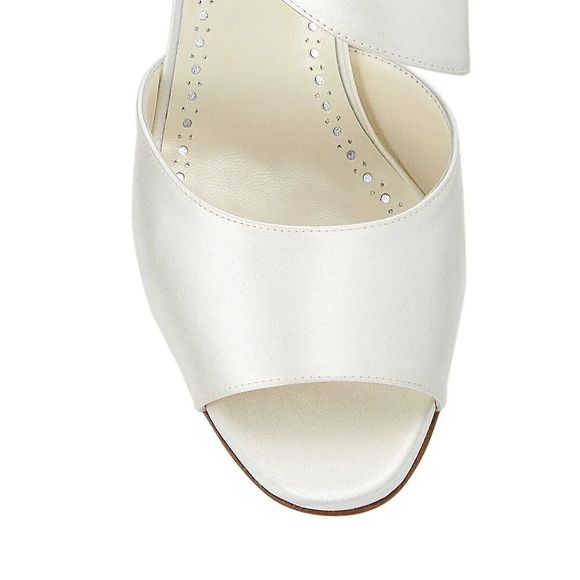 Manolo Blahnik Havelopa 90MM Crystal Buckle Satin Sandals - Picture 4 of 14